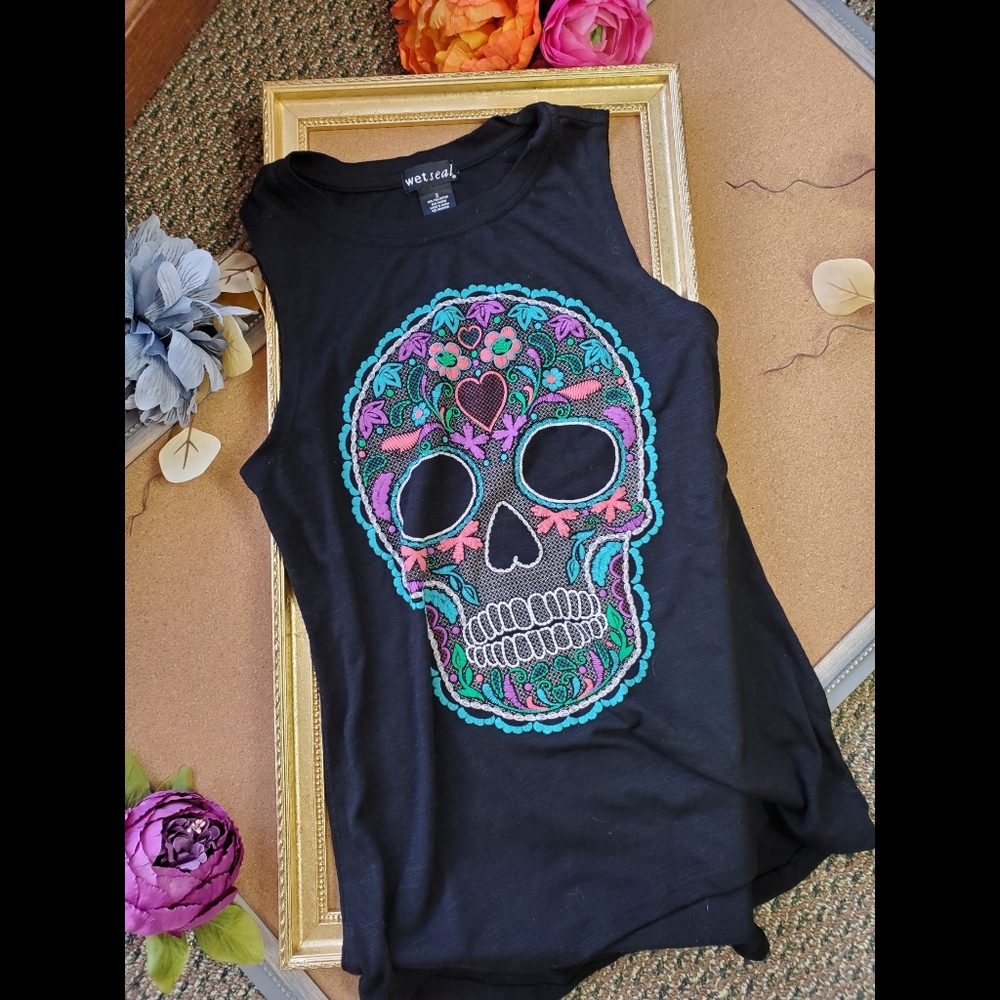 💪2/$15 Wet Seal Neon Sugar Skull Muscle Tank